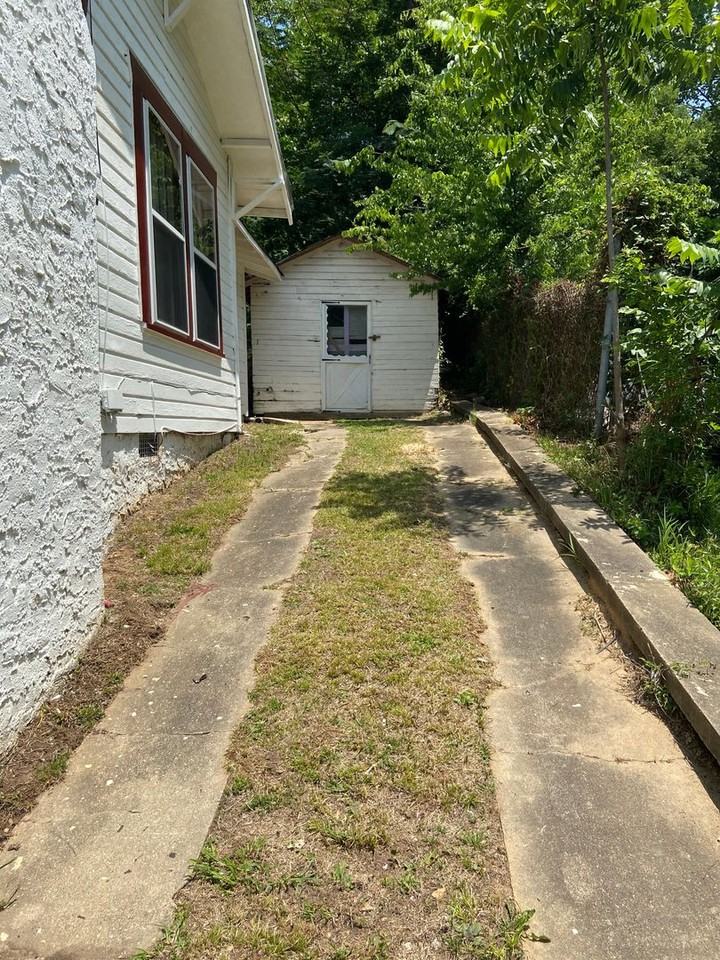 731 81st St S - Photo 3 of 18