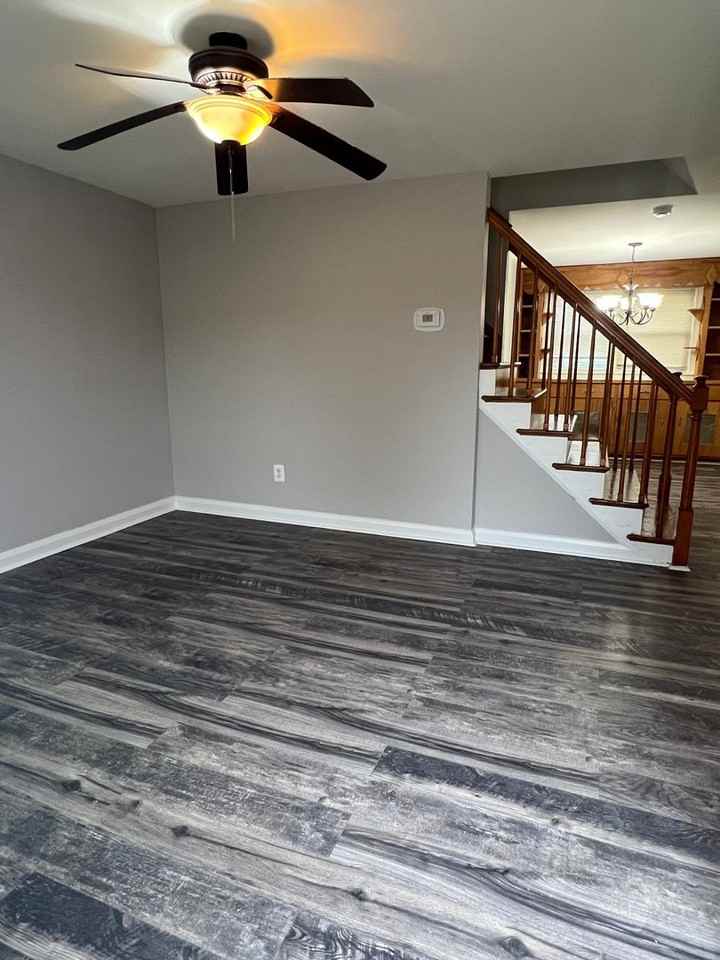 4776 Shamrock Ave - Photo 2 of 18