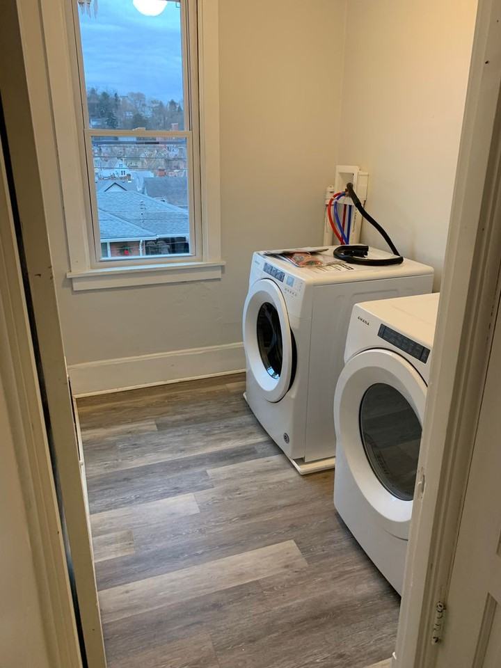 906 Gibson St - Photo 7 of 10