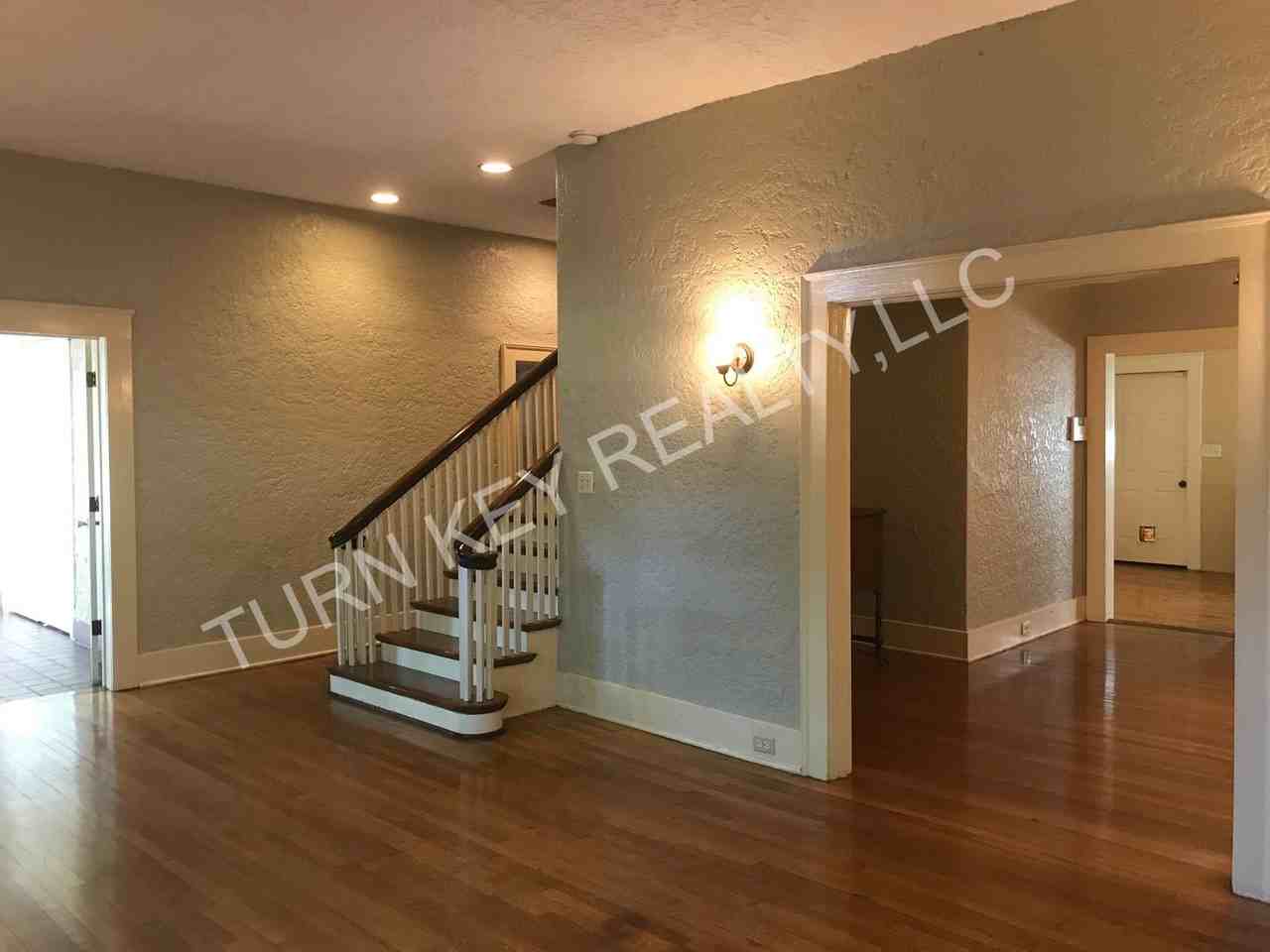 4328 5th Ave S - Photo 4 of 26