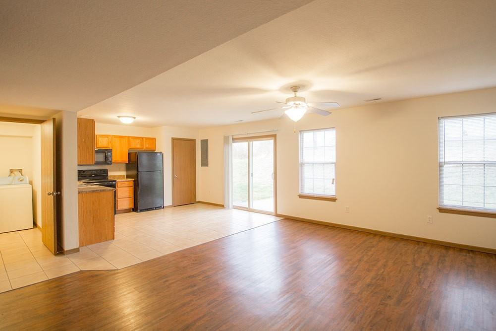 5303 Silver Mill Dr - Photo 6 of 26