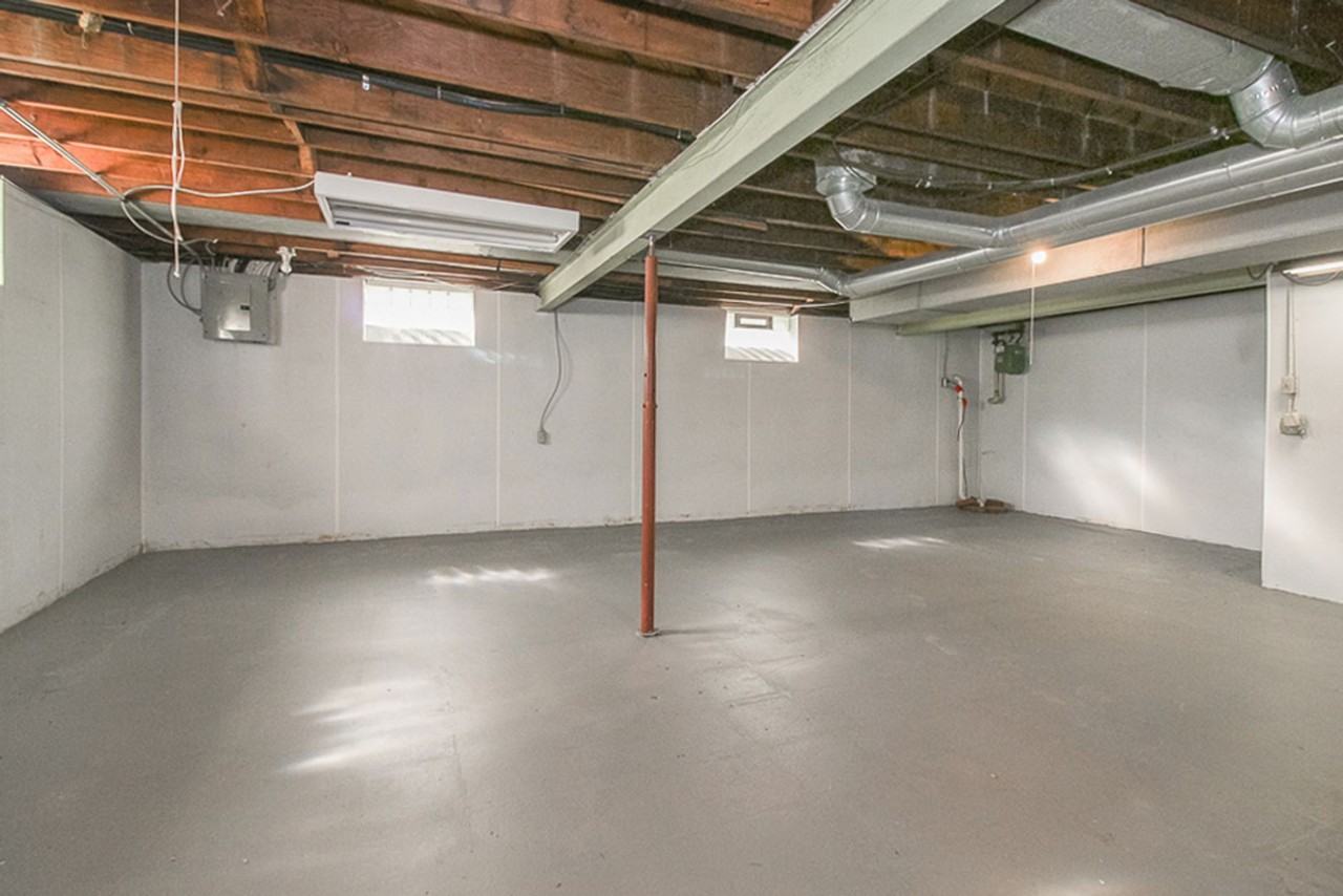 16806 Holly Hill Dr - Photo 5 of 30