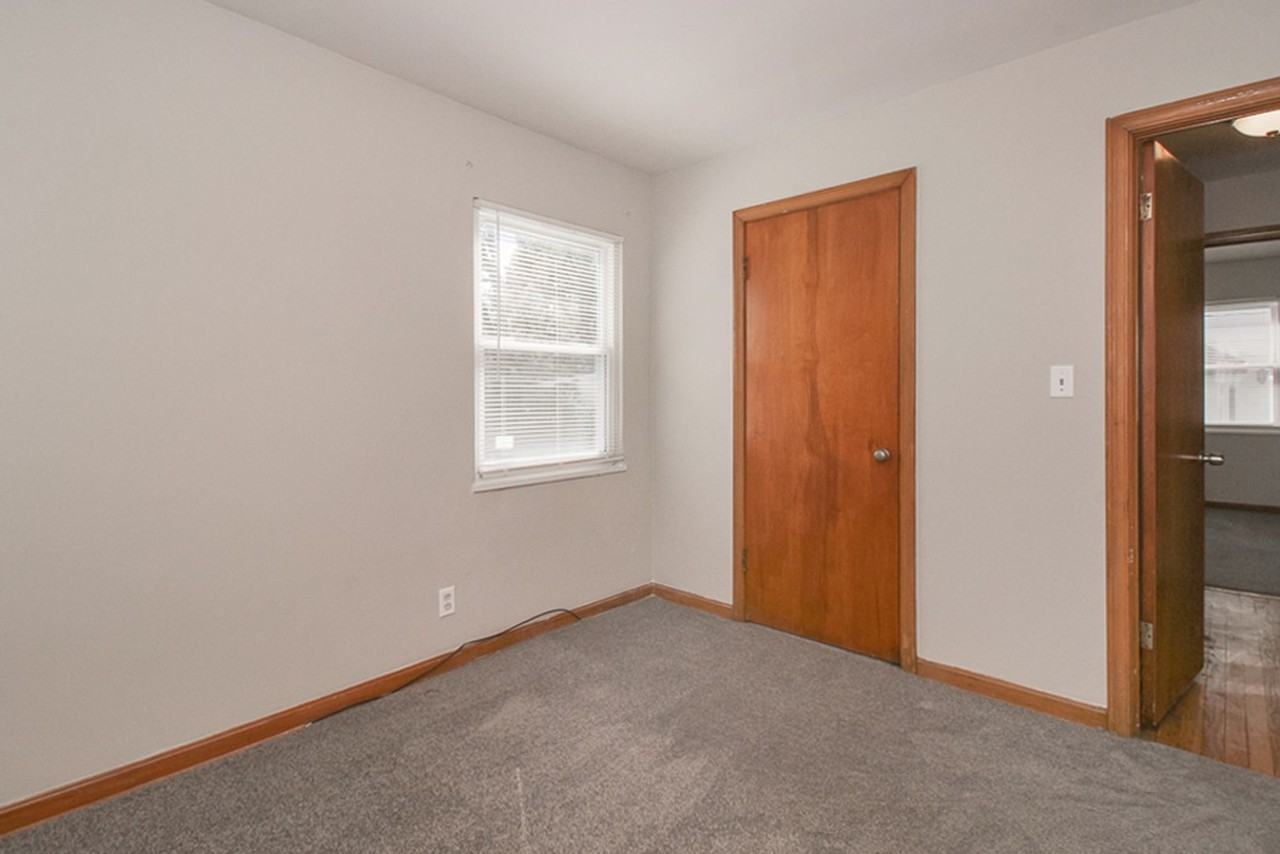 16806 Holly Hill Dr - Photo 6 of 30