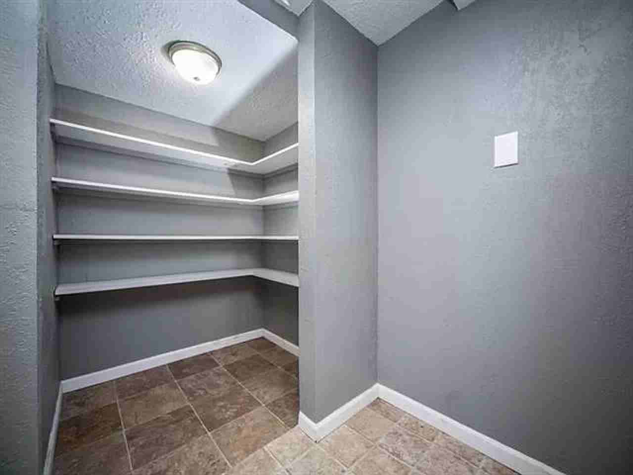 1804 E 48th St - Photo 7 of 14