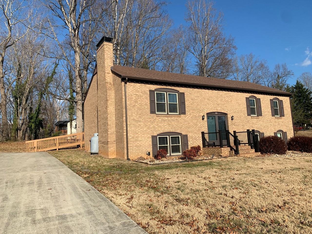 481 Bedford Springs Rd - Photo 2 of 20