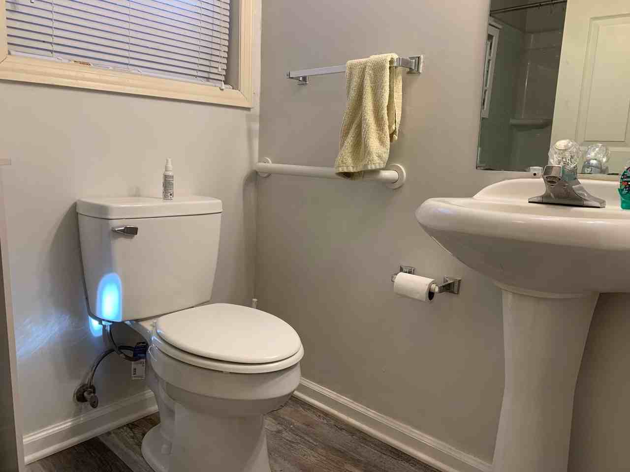 481 Bedford Springs Rd - Photo 6 of 20