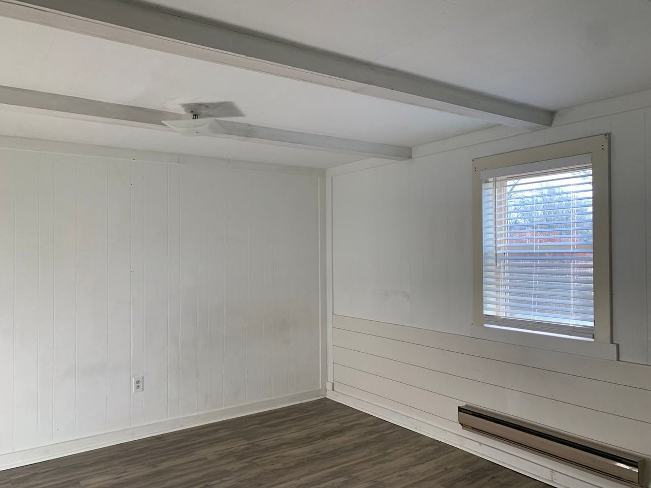 481 Bedford Springs Rd - Photo 7 of 20