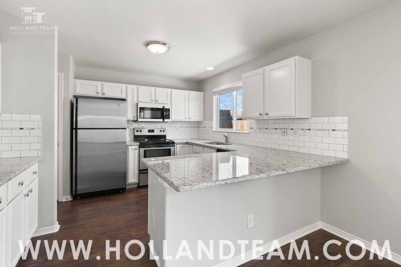 5330 S Malaya Way - Photo 2 of 22