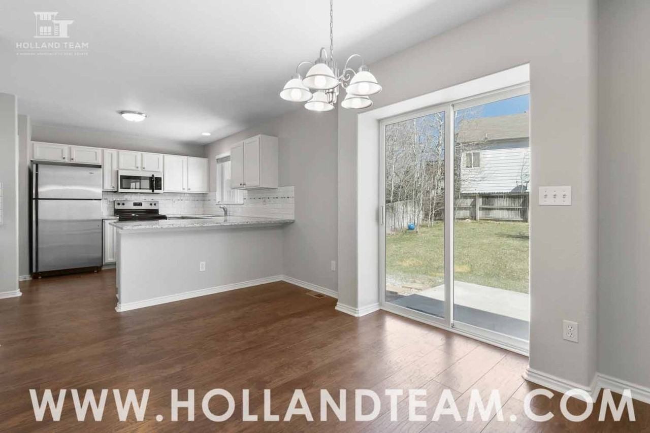 5330 S Malaya Way - Photo 3 of 22