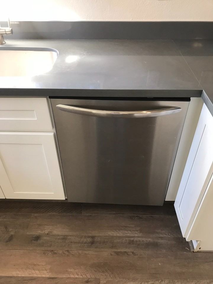 6902 36th Ave Se - Photo 3 of 11