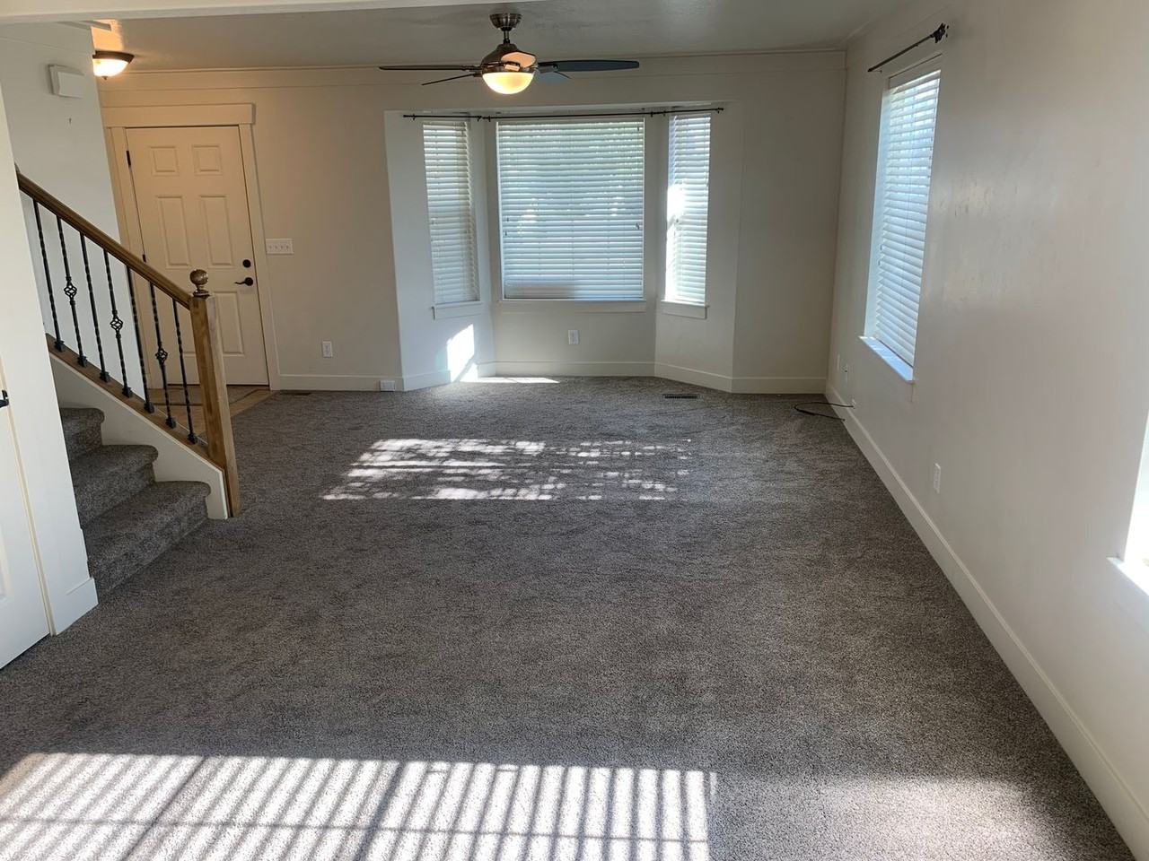 1642 E 475 N - Photo 3 of 17