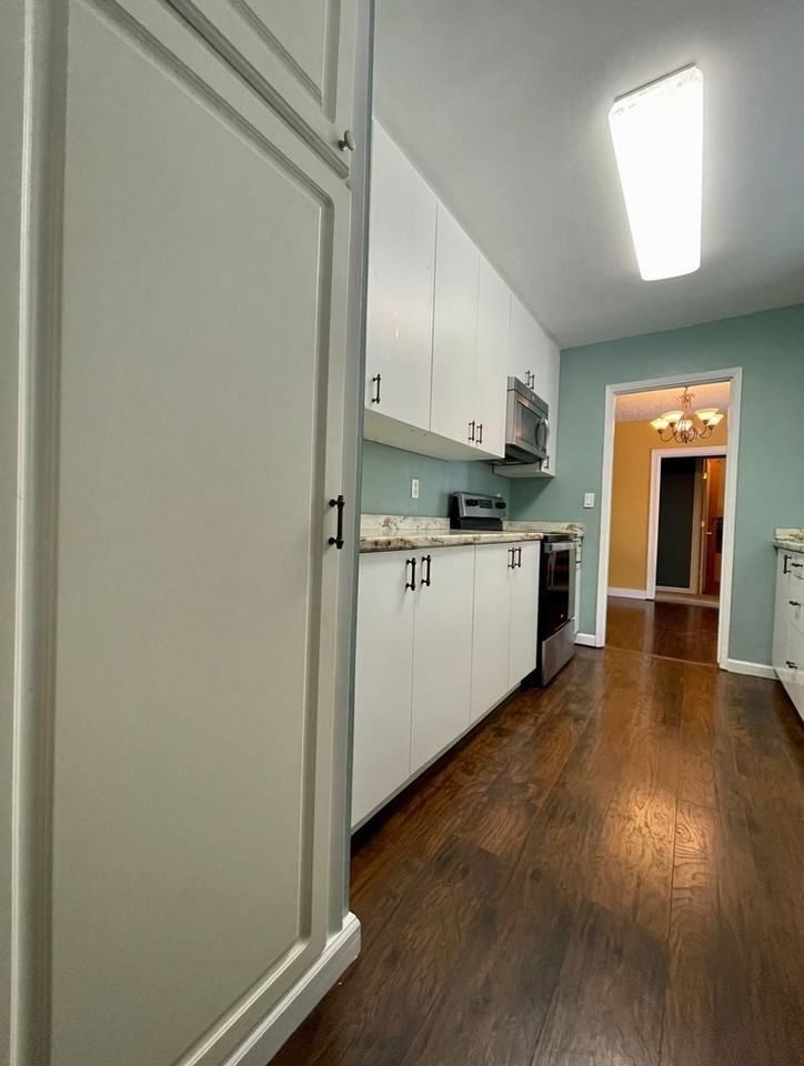 10255 Sw Walker Rd - Photo 7 of 36