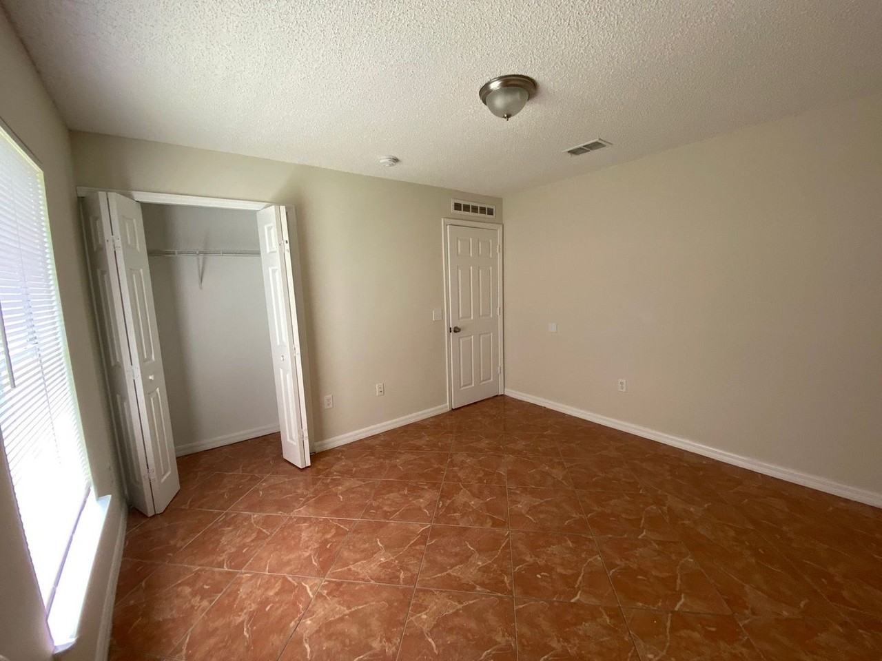 8846 104th Ave - Photo 7 of 17