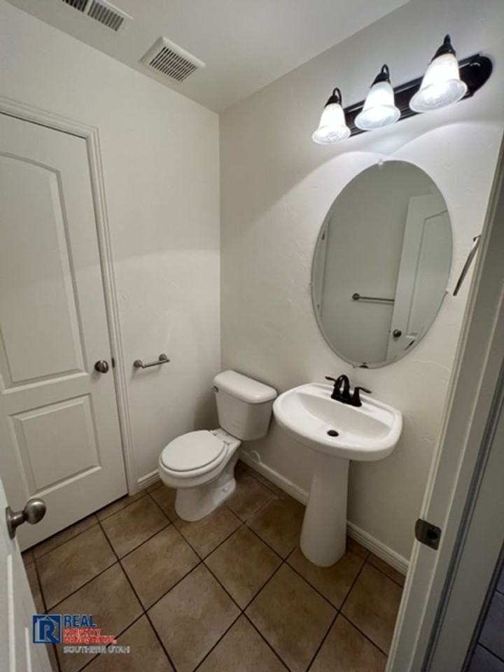 3419 S River Rd #2 - Photo 6 of 10