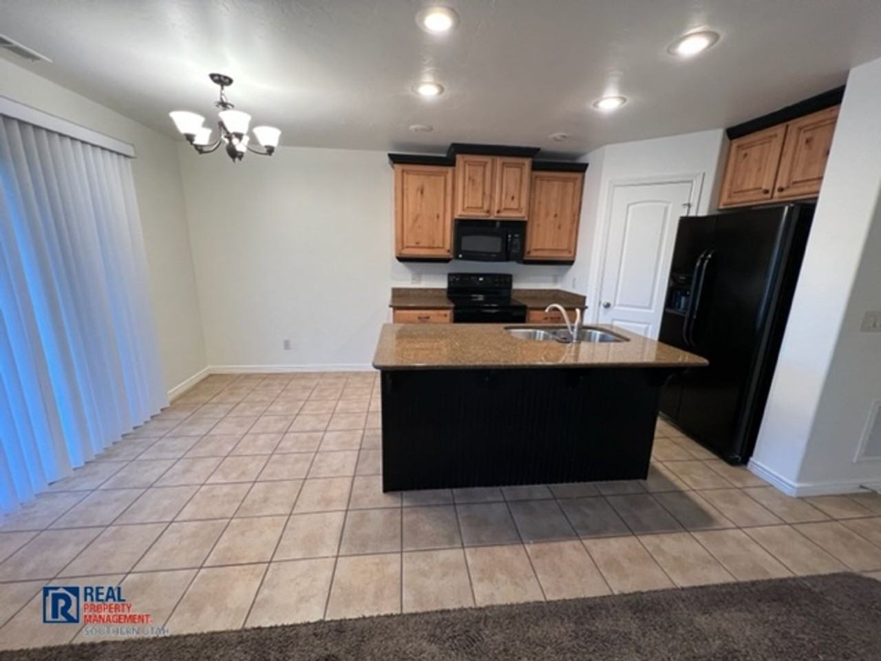 3419 S River Rd #2 - Photo 7 of 10