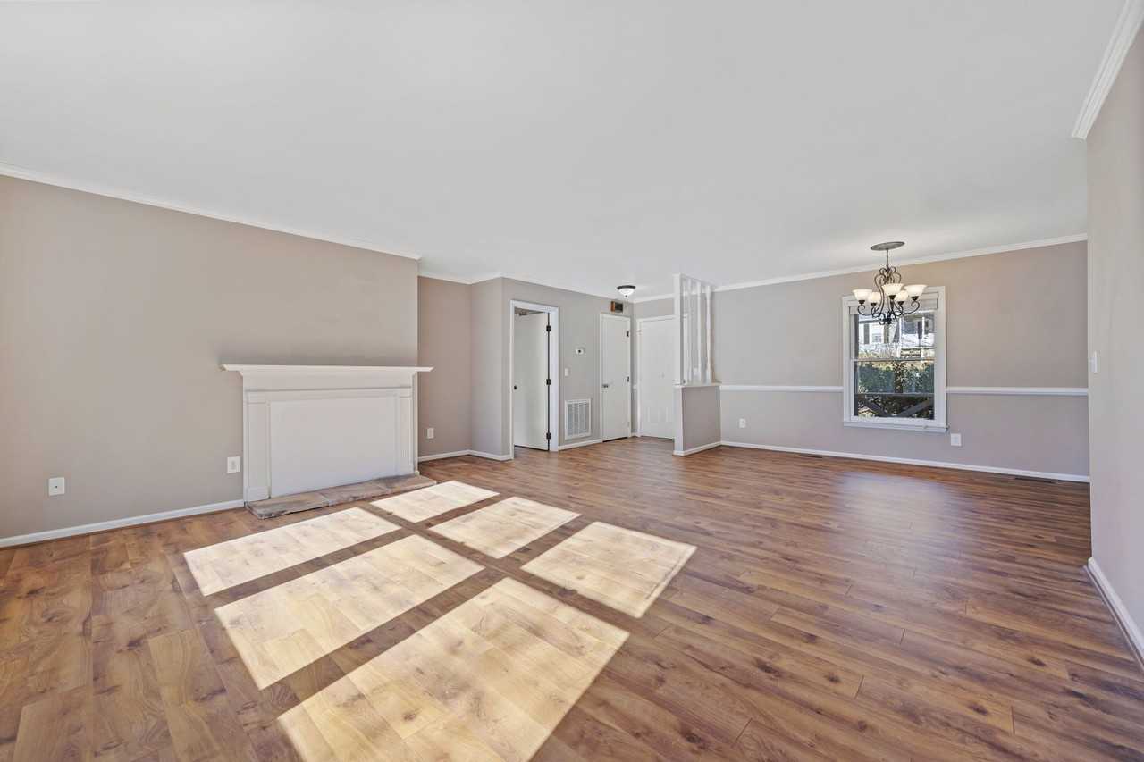 2 Little Springs Ln - Photo 2 of 12