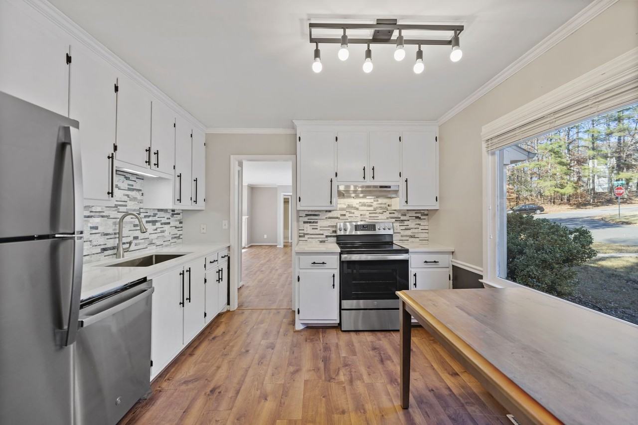 2 Little Springs Ln - Photo 4 of 12