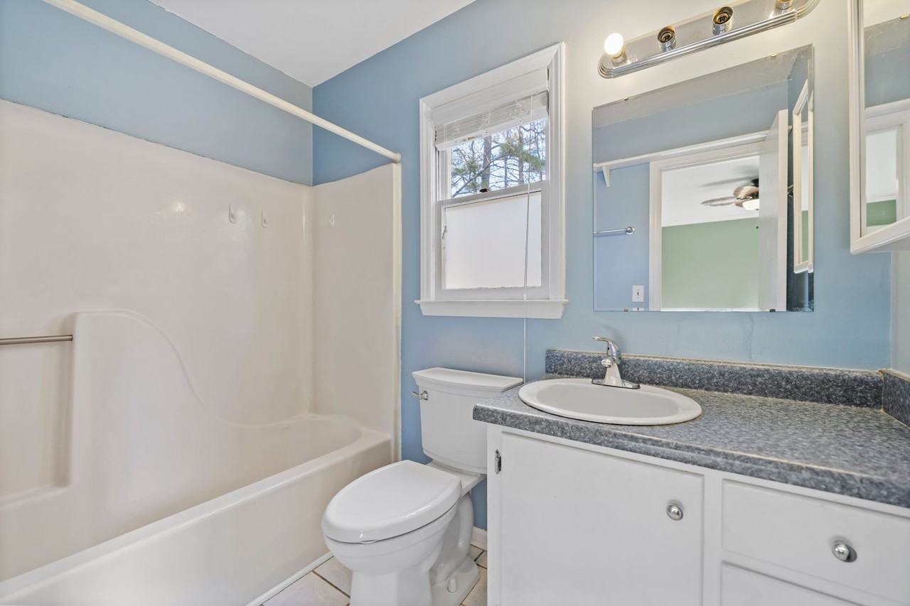 2 Little Springs Ln - Photo 6 of 12