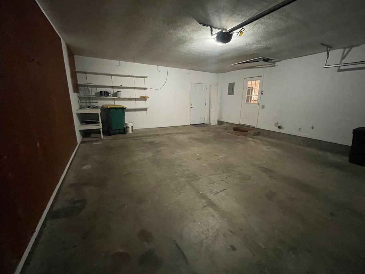 112 Ridgecrest Dr - Photo 5 of 16