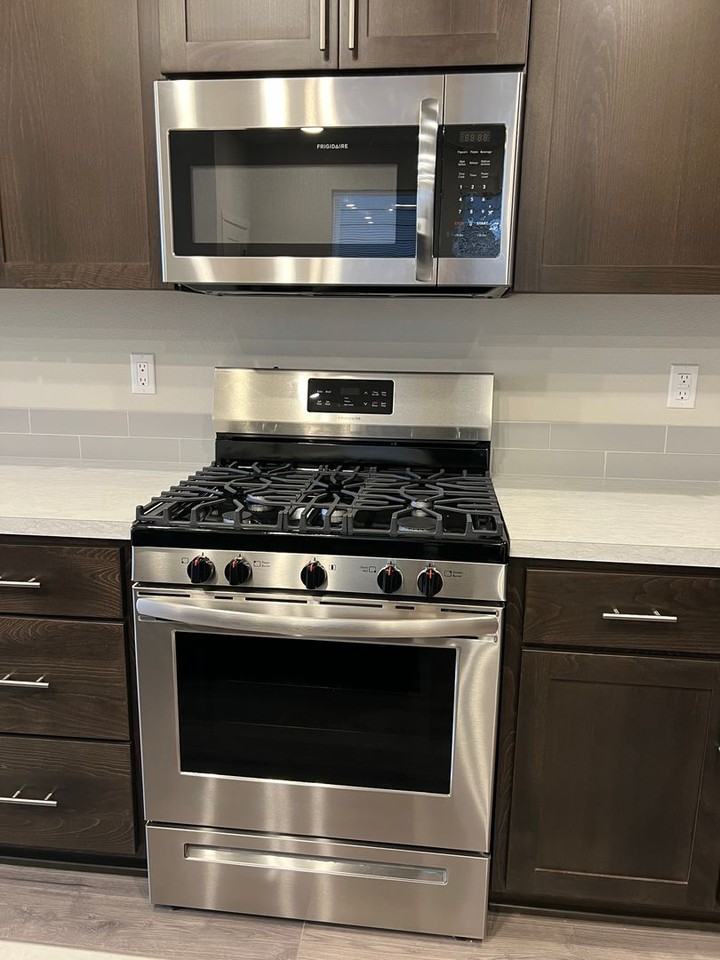 1958 Nw Wessex St - Photo 7 of 20