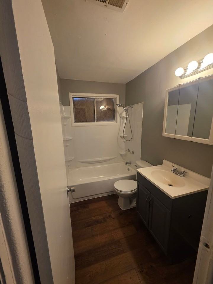 500 Saint Barbara Ln - Photo 6 of 9