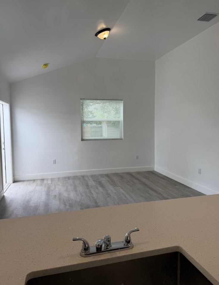 Arlington - Photo 5 of 28