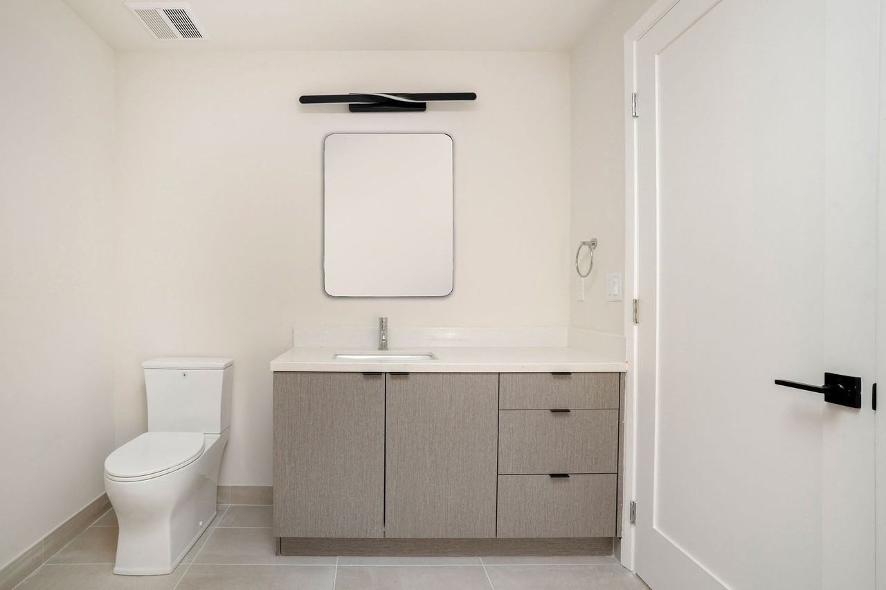 5320 Cartwright Ave - Photo 5 of 25