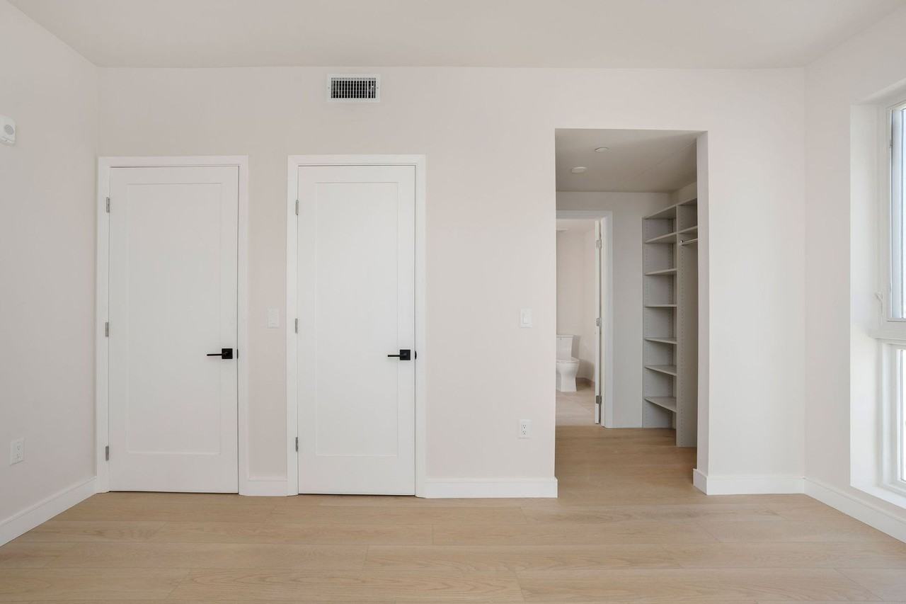 5320 Cartwright Ave - Photo 6 of 25