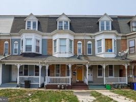 featured image of 831 Linden Ave #2