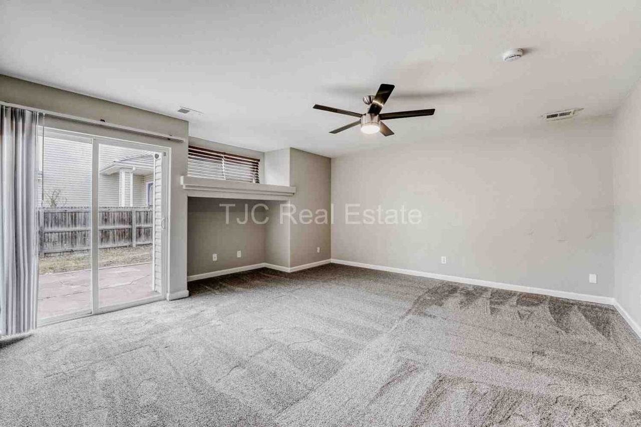 20390 E 40th Ave - Photo 7 of 11