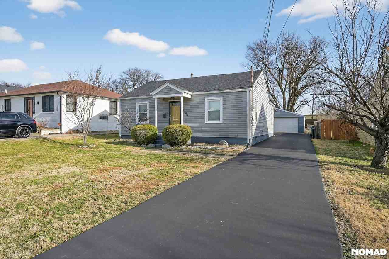 4335 Cavelle Ave - Photo 4 of 32