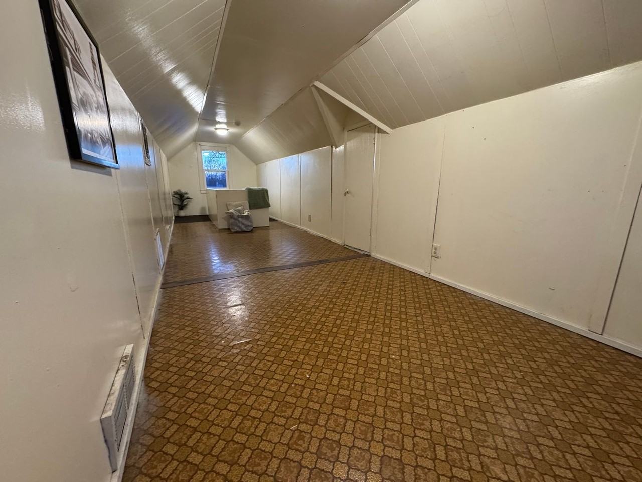 307 Kern St - Photo 2 of 20