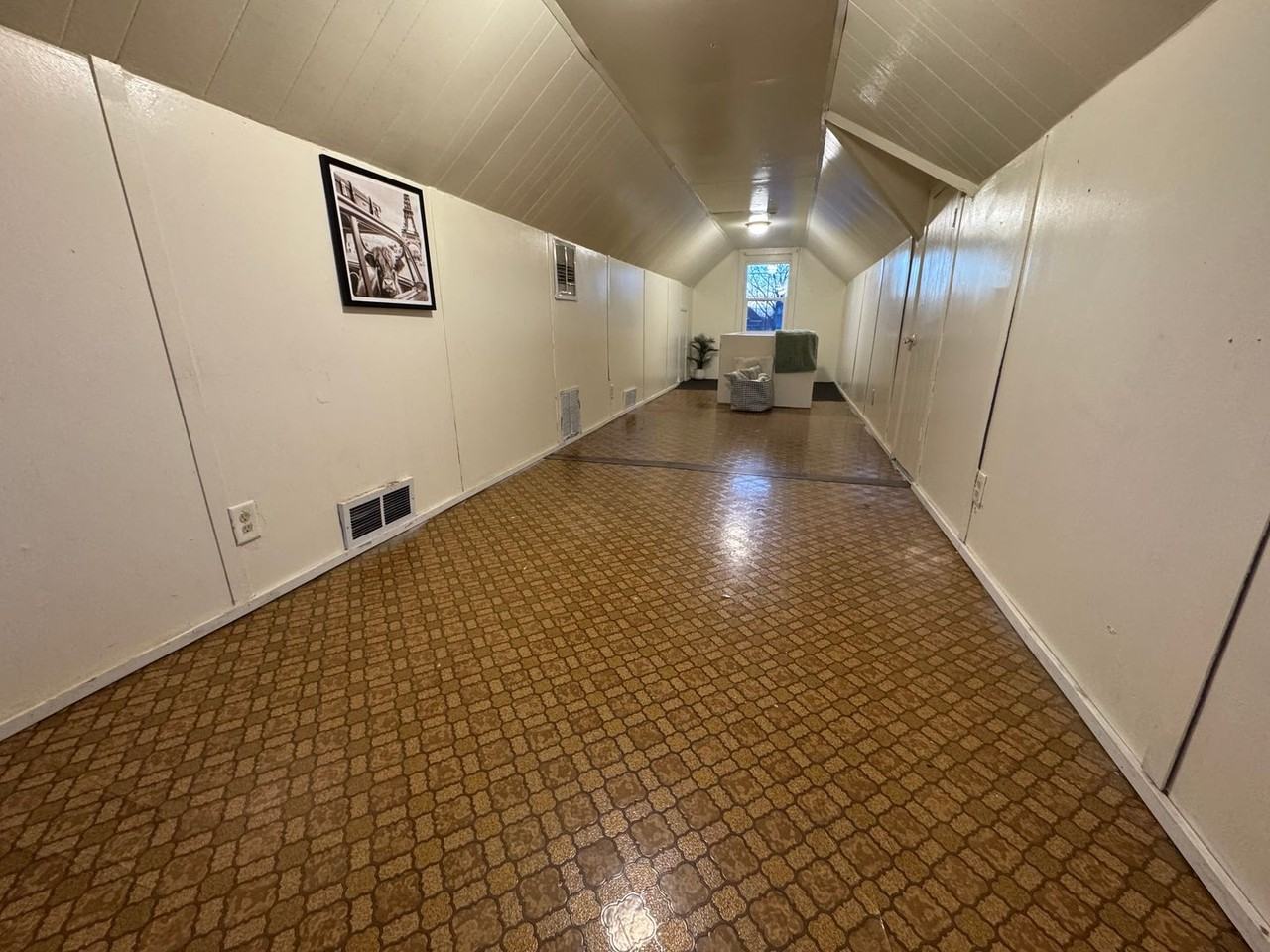 307 Kern St - Photo 3 of 20