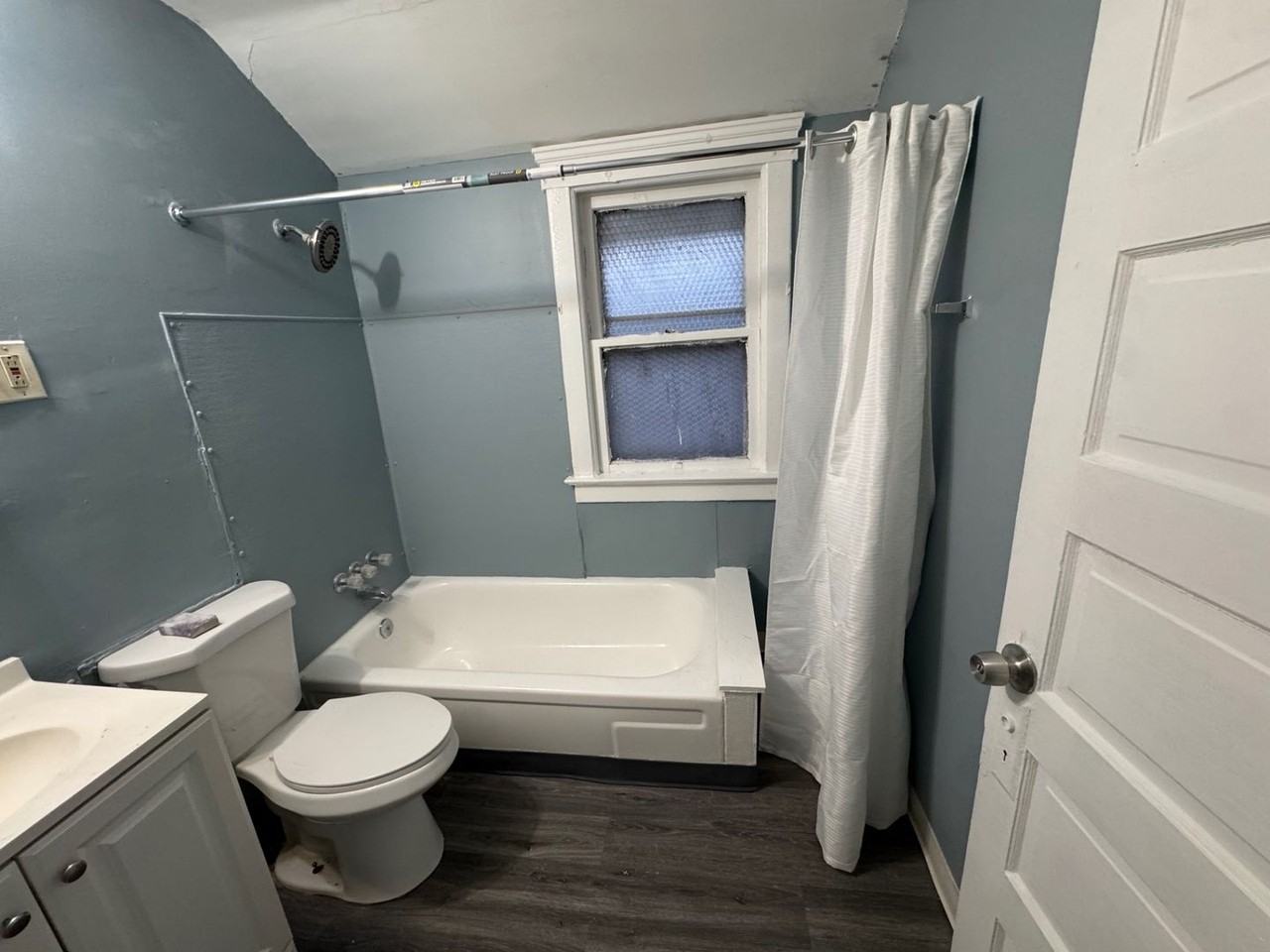 1032 E 145th St - Photo 4 of 16