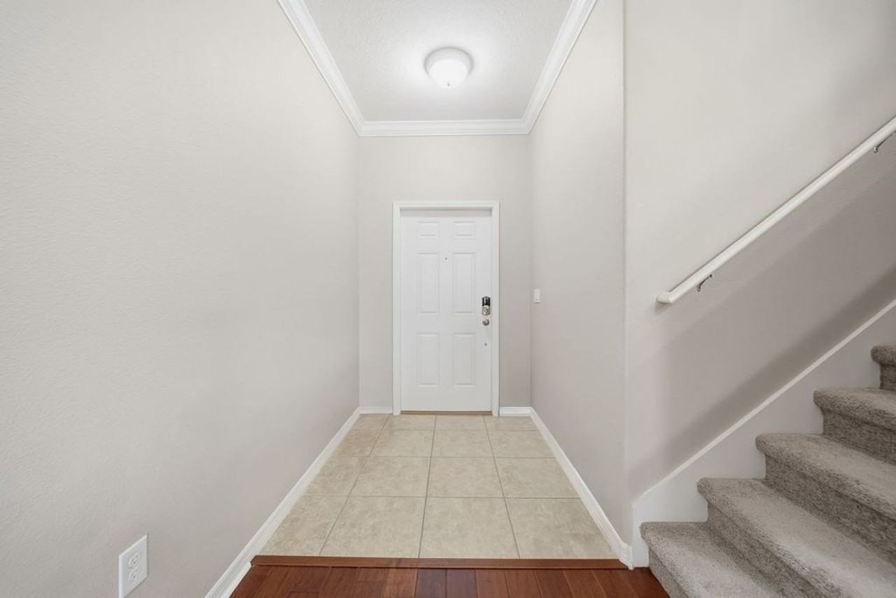 8605 Fiddleleaf Ct - Photo 2 of 29