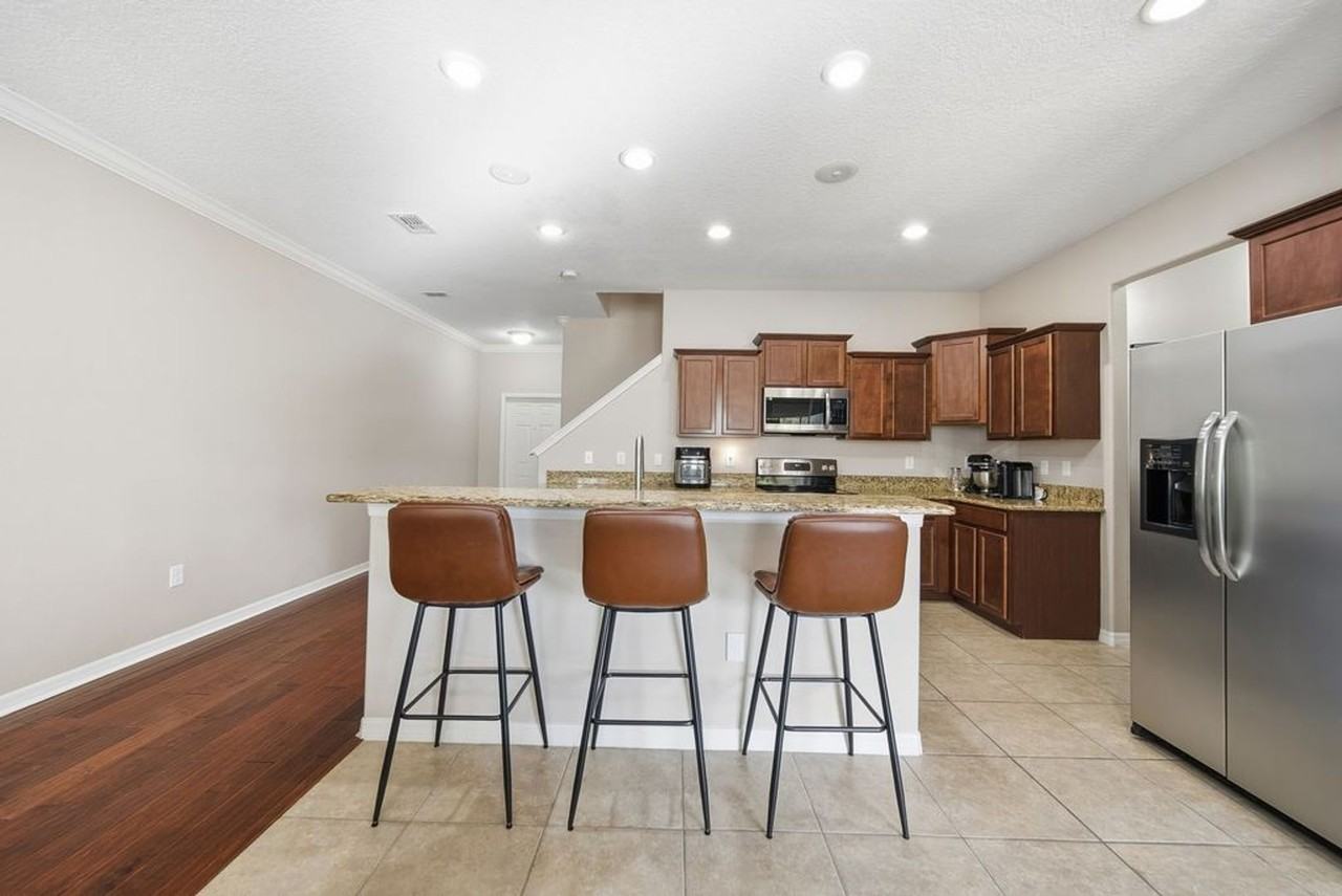 8605 Fiddleleaf Ct - Photo 6 of 29