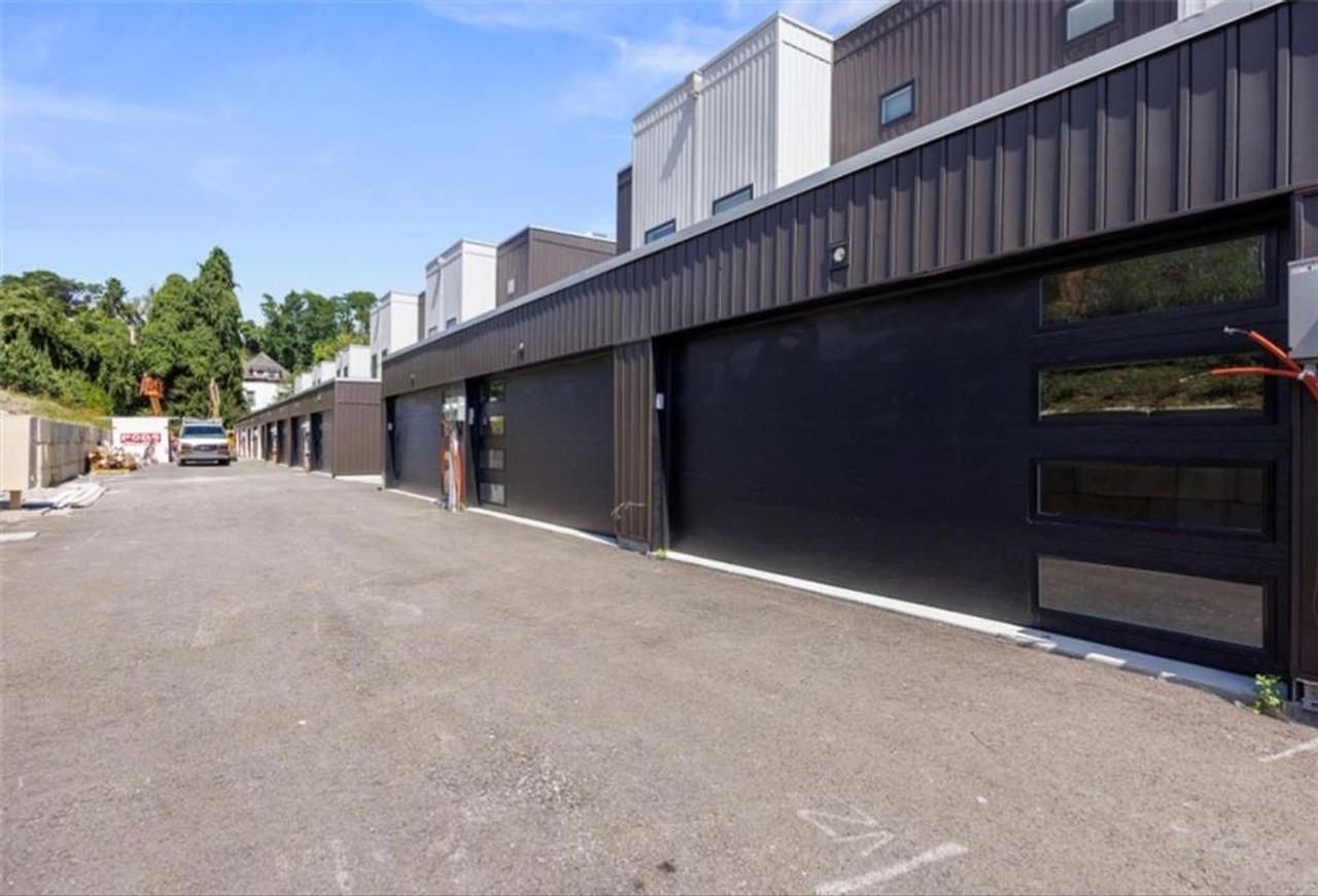 136 Burrows St - Photo 2 of 14