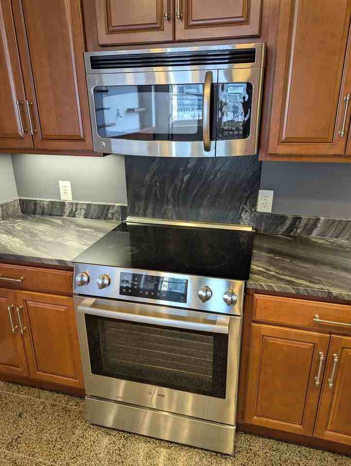 306 4th Ave - Photo 5 of 26