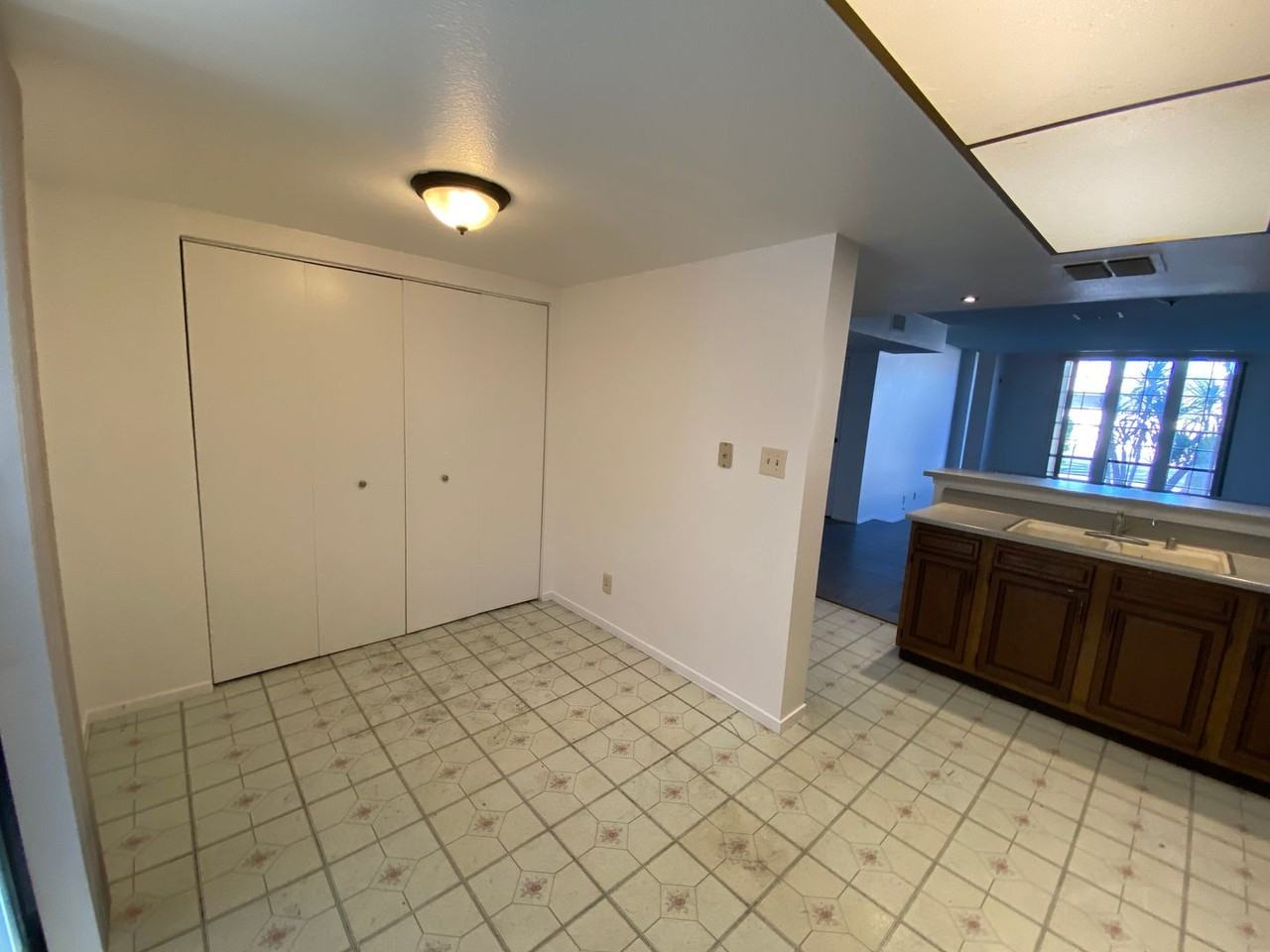 6544 Ironbark Ln - Photo 4 of 12