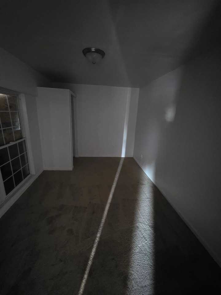 2 Leonard Dr - Photo 7 of 11