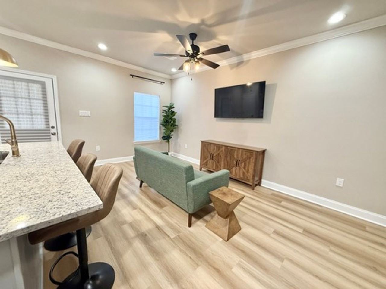 2413 Larguier Ln - Photo 3 of 13