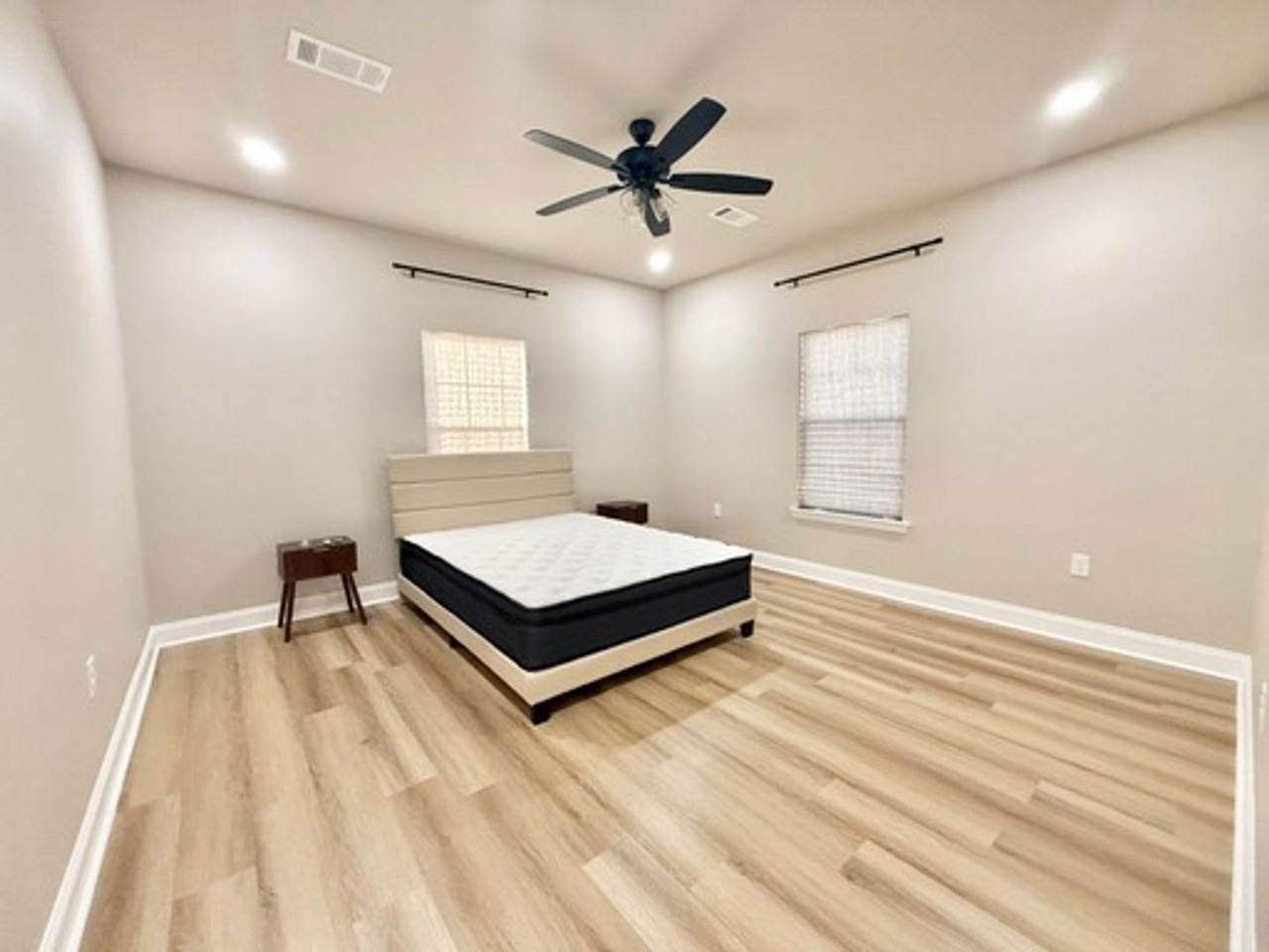 2413 Larguier Ln - Photo 7 of 13