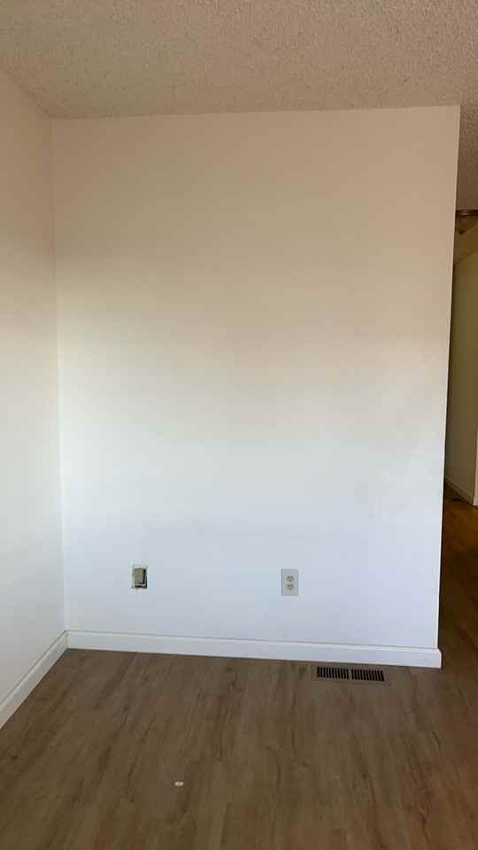 962 W Center St - Photo 5 of 40