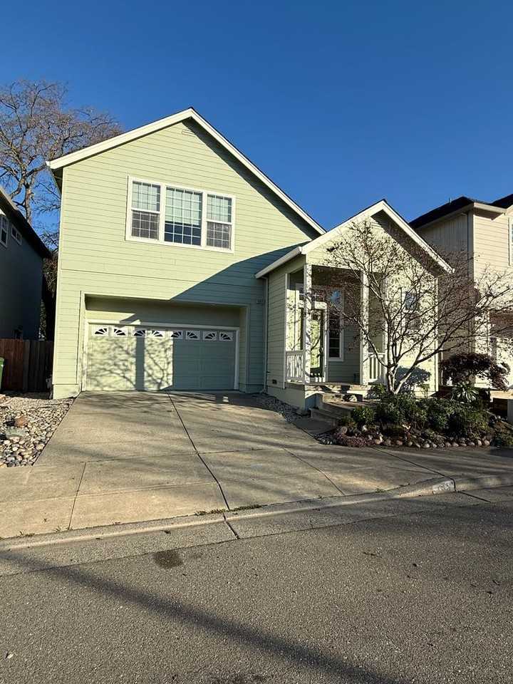 195 Esposti Meadows Way - Photo 2 of 17