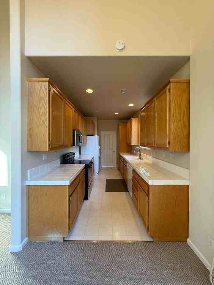 195 Esposti Meadows Way - Photo 7 of 17