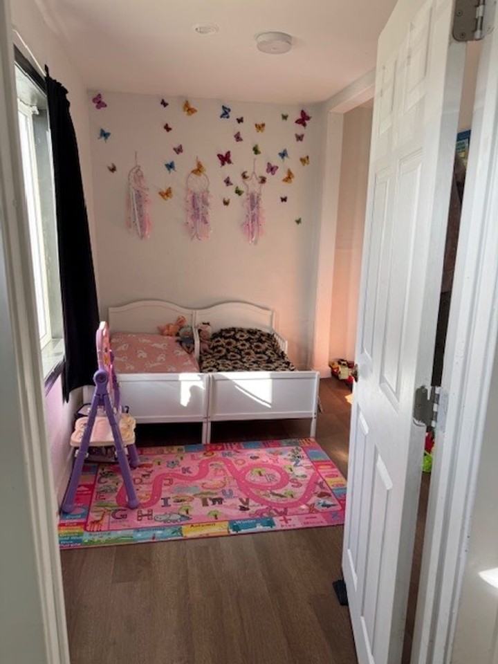 805 S 5th Ave - Photo 3 of 10