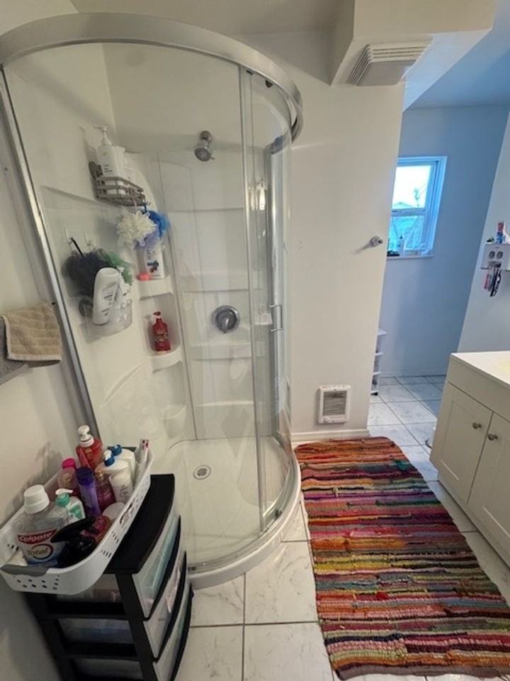 805 S 5th Ave - Photo 5 of 10