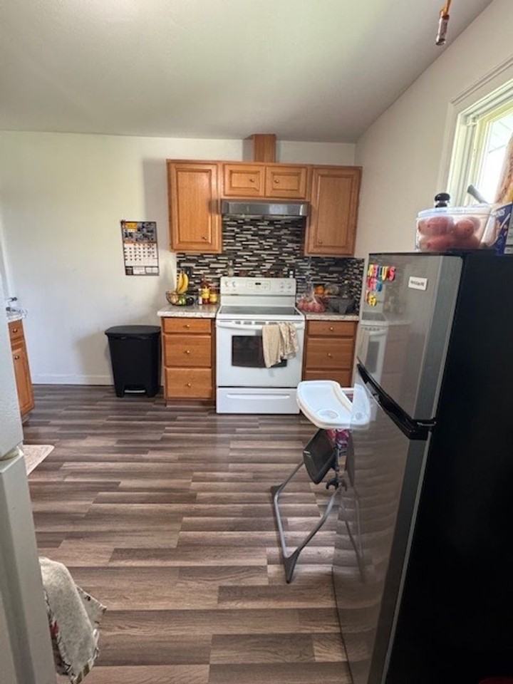 805 S 5th Ave - Photo 7 of 10