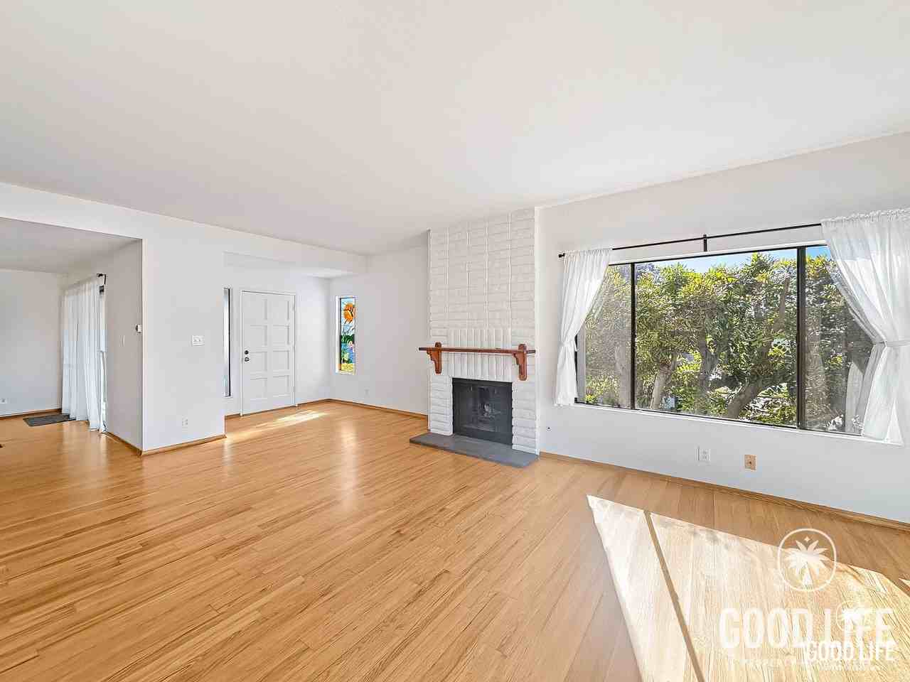 6620 Reservoir Ln - Photo 3 of 30