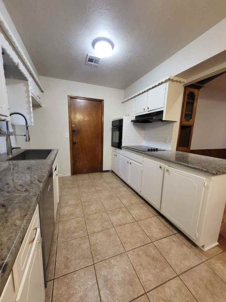 8809 S Indiana Ave - Photo 7 of 19